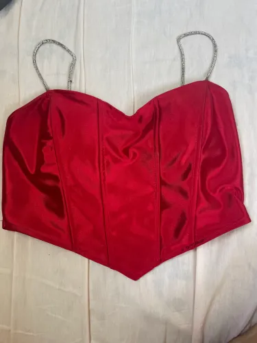 Cropped vermelho tamanho M