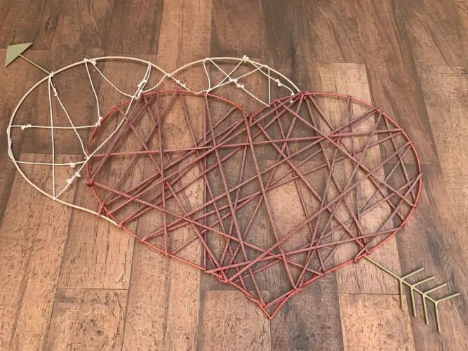 Coração decorativo com flecha - Decoração romântica