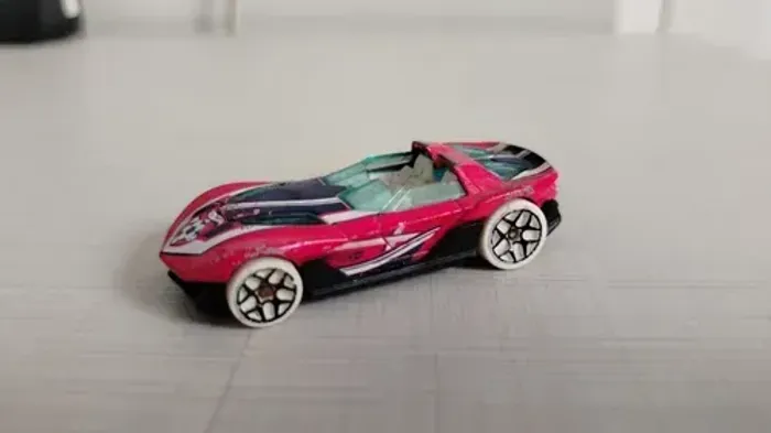 Miniatura Yur So Fast Hot Wheels 1/64