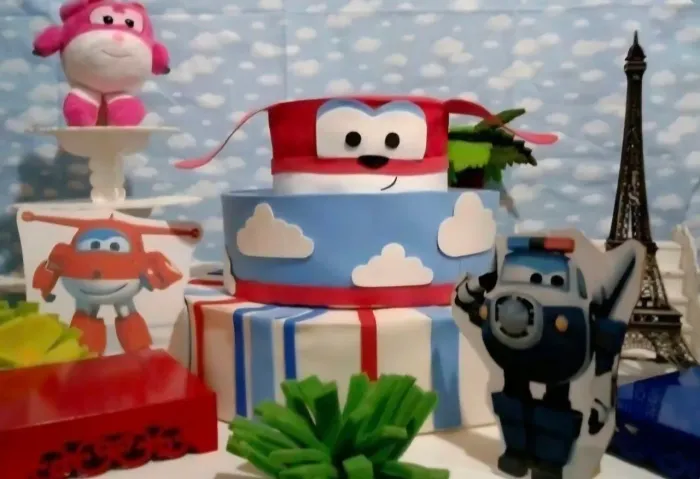 Decoração de festa infantil tema aviões 