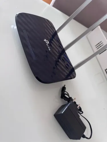 Roteador Tp-Link Wi-Fi 3 Antenas Archer C20 (VLR P/ VENDER RÁPIDO)
