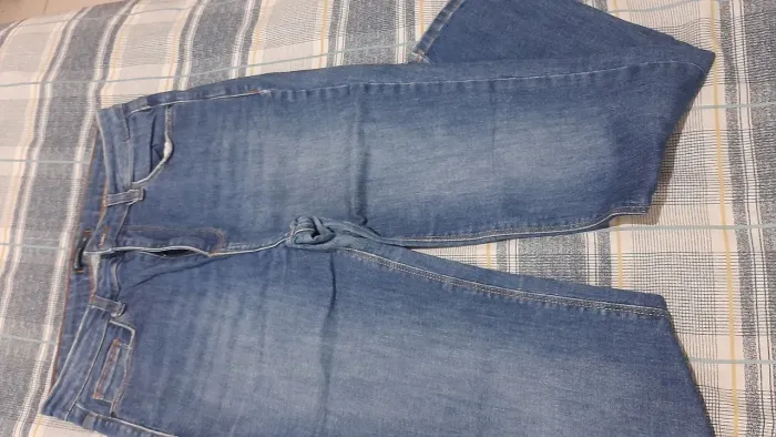 Calças Jeans Femininas tamanhos P, M e G vários modelos