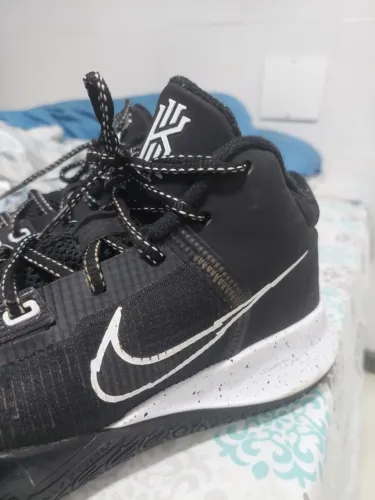 Nike Kyrie Flytrap IV 4 - Usado