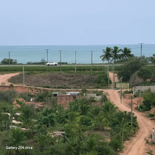  Lote lado RODO SOL, todo comercial na ponta da fruta, troco, parcelo  aceito propostas, 