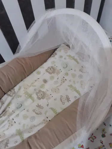 Ninho com mosquiteiro