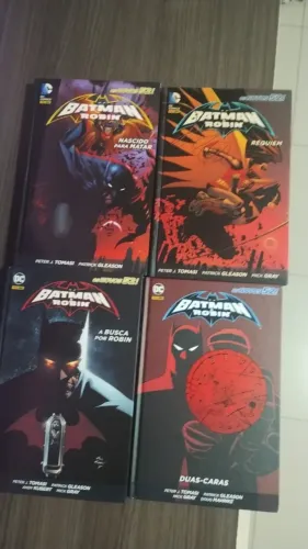 Batman e Robin: Nascido para Matar; Réquiem, Duas-Caras e Busca por Robin Peter J. Tomasi
