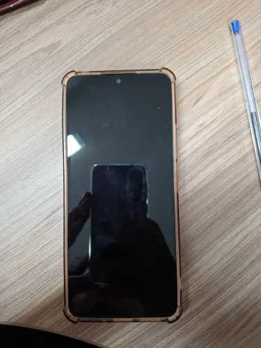 Celular em bom estado
