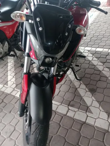 VENDO YAMAHA FZ-15 150 2025 FLEX 4MIL KM RODADOS UNICO DONO