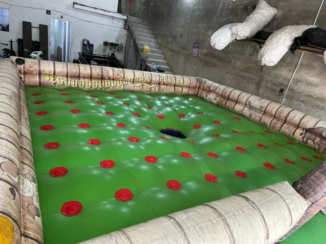 Vendo colchão para Touro mecânico giro radical