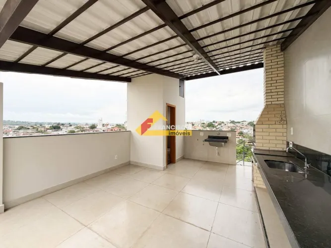 Casa para aluguel, 3 quartos, 1 suíte, 1 vaga, Bela Vista - Divinópolis/MG