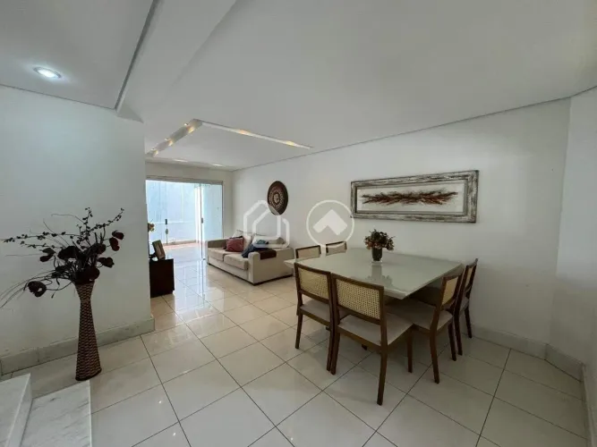 Casa em Condomínio no Buritis - Belo Horizonte