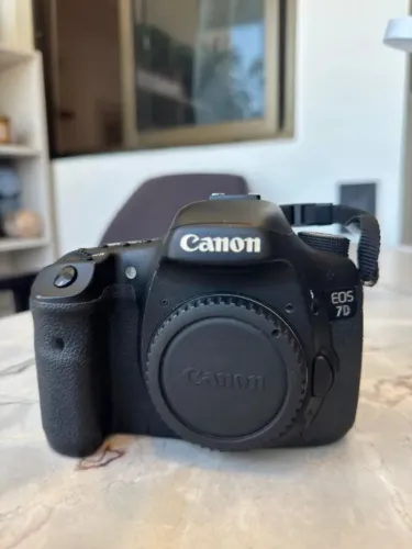 Canon EOS 7D (corpo)