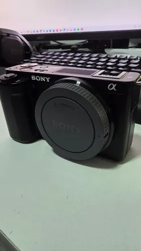 SONY ZV-E10 - Apenas 6 Meses de Uso! ?