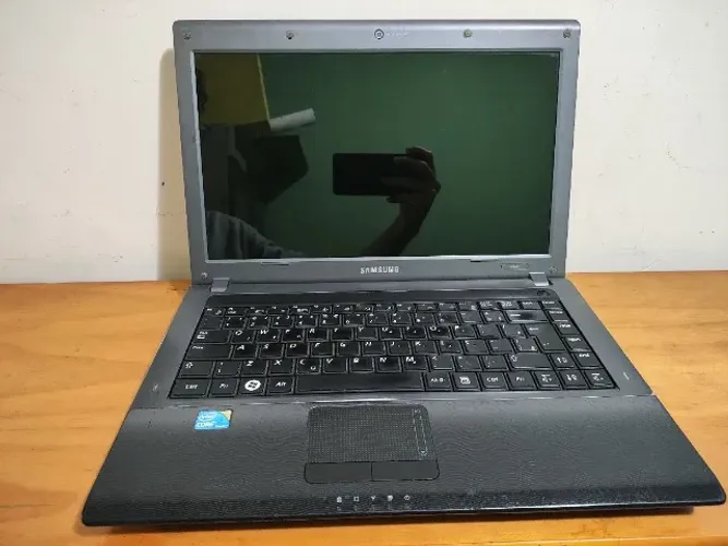 Notebook Samsung R440 - I3 350M, 4GB RAM, HD de 232GB