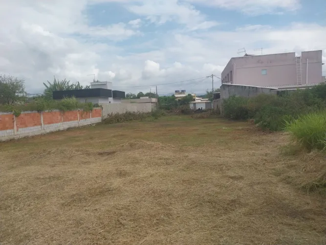 Terreno em boqueirão 450m2 pronto para construir!