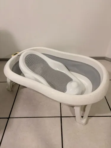Banheira para bebê + lixeira antiodor