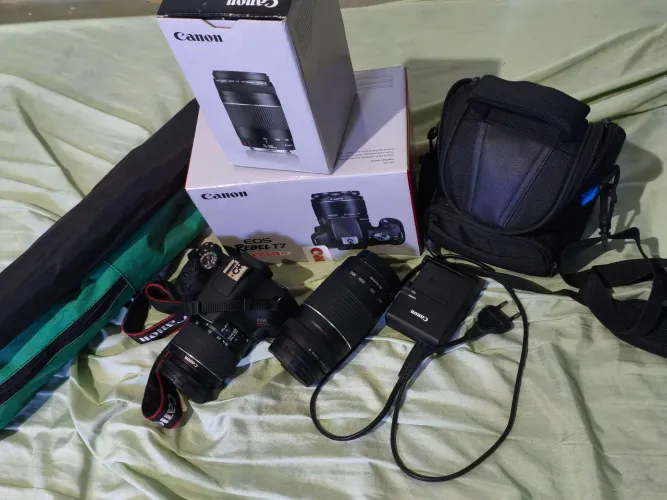 Canon t7, acompanha lente 75-300 mm, tripé, led, cartão de memória, adaptador do cartão