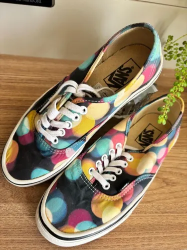 Vans authentic