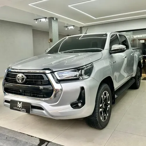 Toyota Hilux CD SRX 4X4 2.8 TDI 16V Diesel Aut. 2025