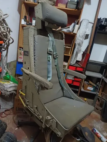 Assento ejetavel avião militar