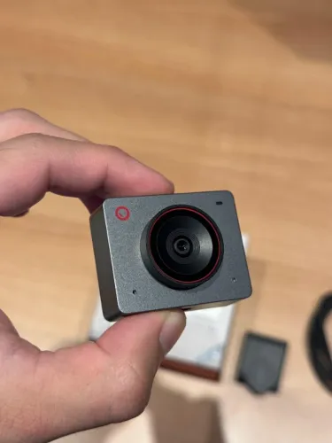 Webcam OBSBOT Meet 2 4K Space Grey - Edição Esports World Cup