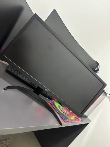 Monitor LG ULTRAWIDE + BRAÇO ARTICULADO