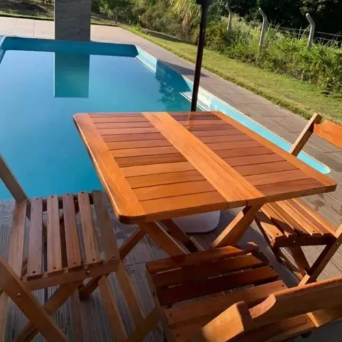 MESA PARAJÚ 70 x 70 Semi_Novas apta Uso ... Madeira Nobre Podem Molhar e Ficar exposto