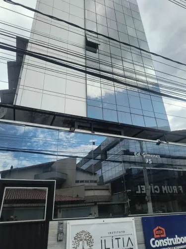 Alugo ótima sala na Enseada do Sua