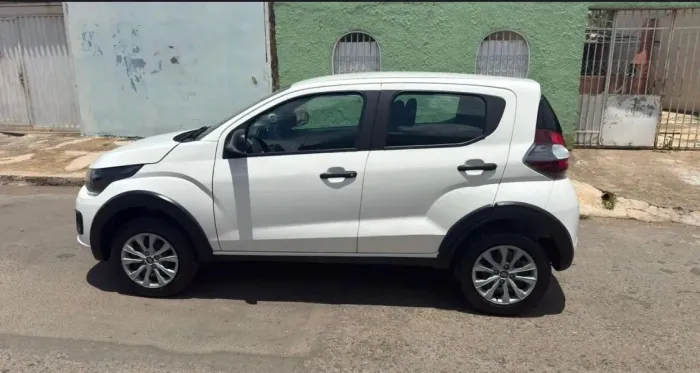 Fiat Mobi Like 1.0 Fire Flex 5P. 2024