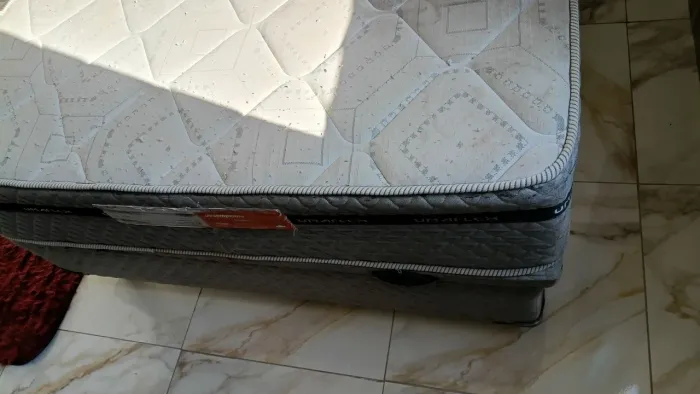 Cama box com baú
