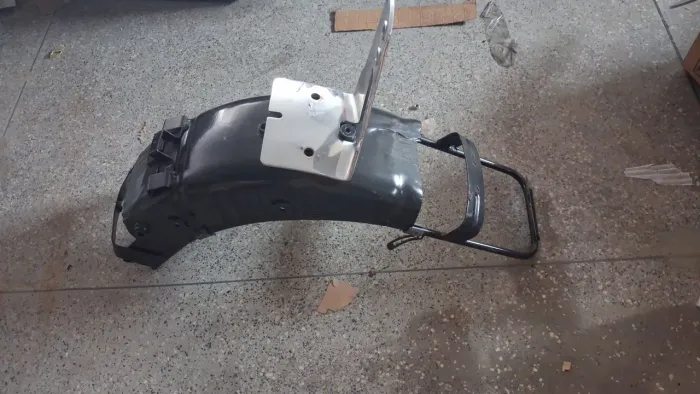 Suporte do paralama, encosto, acabamento traseiro da motocicleta garinni 250