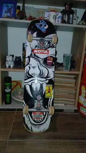 Vendo skate profissional Gringo!!
