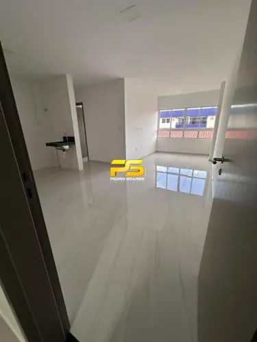 Apartamento à Venda em Camboinha REF: AP1405