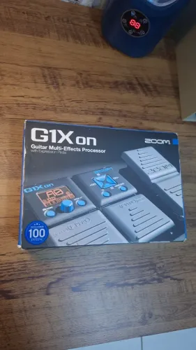 Pedaleira Zoom G1Xon - 100% Funcionando + Caixa Original