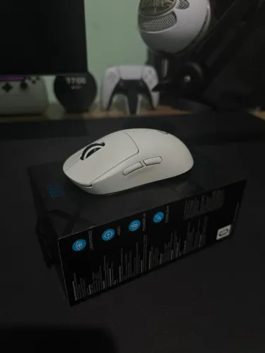 Mouse Logitech G Pro Superlight - Leia a Descrição 