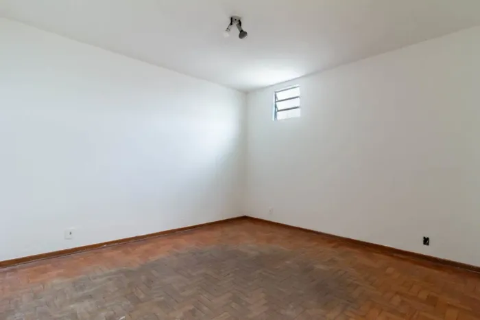 Sala comercial na Rua Comendador Elias Zarzur, 48 - Salas 5, 6 e 7 90 m²