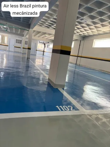 Pintura predial e interna.