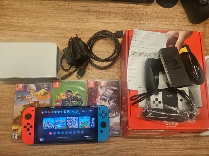 Nintendo Switch Oled, 3 Jogos, Caixa E Acessorios Originais
