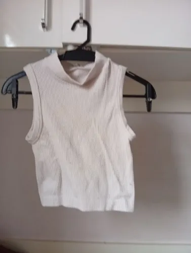 Cropped regata