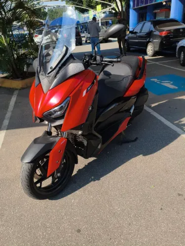 XMAX 250CC 2023 SEM DETALHES