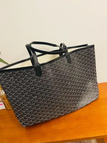 Bolsa preta grande Goyard 