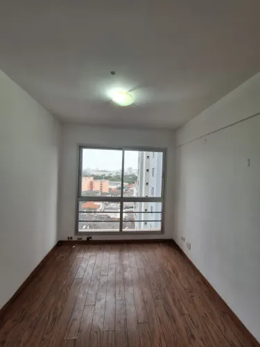 Imóvel para aluguel possui 66 metros quadrados com 3 quartos em Aclimação - São Paulo - SP