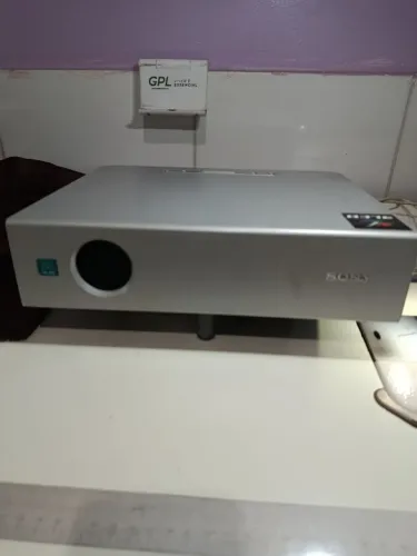 Projetor Sony ES2 ( imagem com listras)