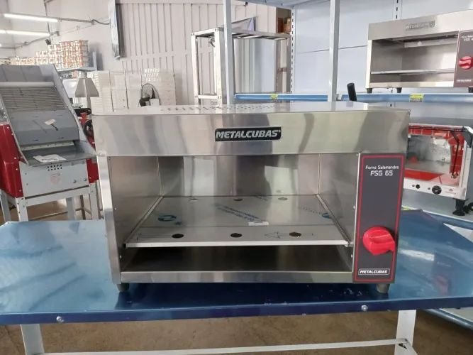 Forno A Gás Salamandra 65 Litros Fsg65 Metalcubas
