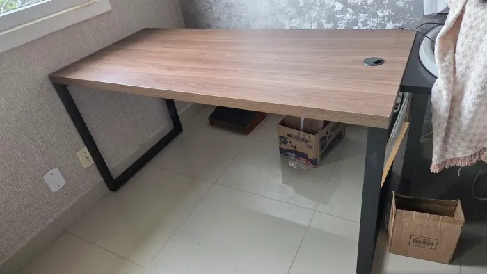 Mesa para escritório 150 cm x 70 cm tipo diretor Kappesberg