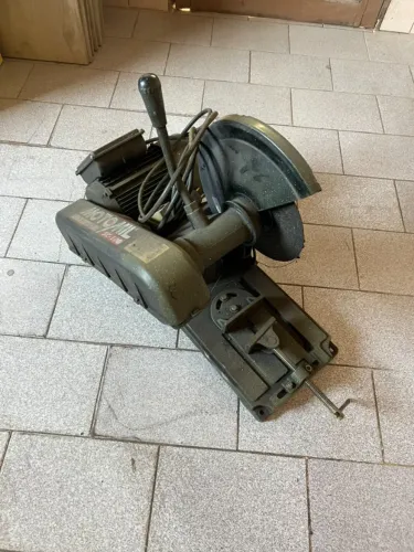 POLICORTE MOTOMIL