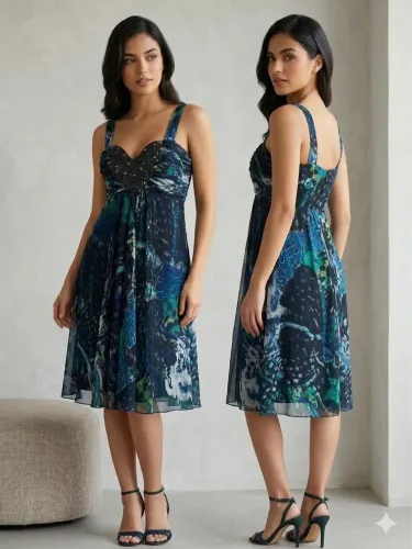 Vestido Midi Estampa Abstrata - Desapego - Pedraria no Busto