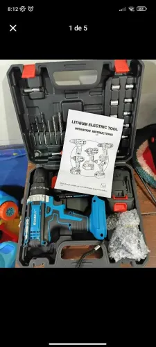 Desapego maleta Parafusadeira e Furadeira de Impacto, ganhei duas, novo, tudo funcionando.