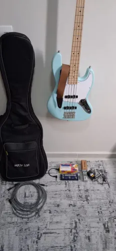 Kit Contrabaixo J bass Shelter