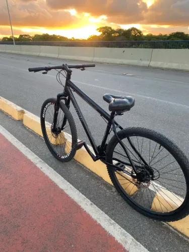 Bicicleta aro 29 em ótimo estado